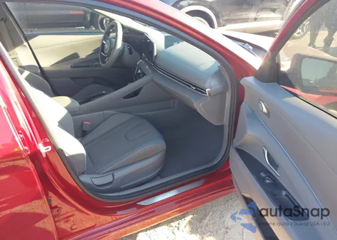 2024 Hyundai Elantra Sel z USA, uszkodzony, nr VIN KMHLM4DG3RU759064